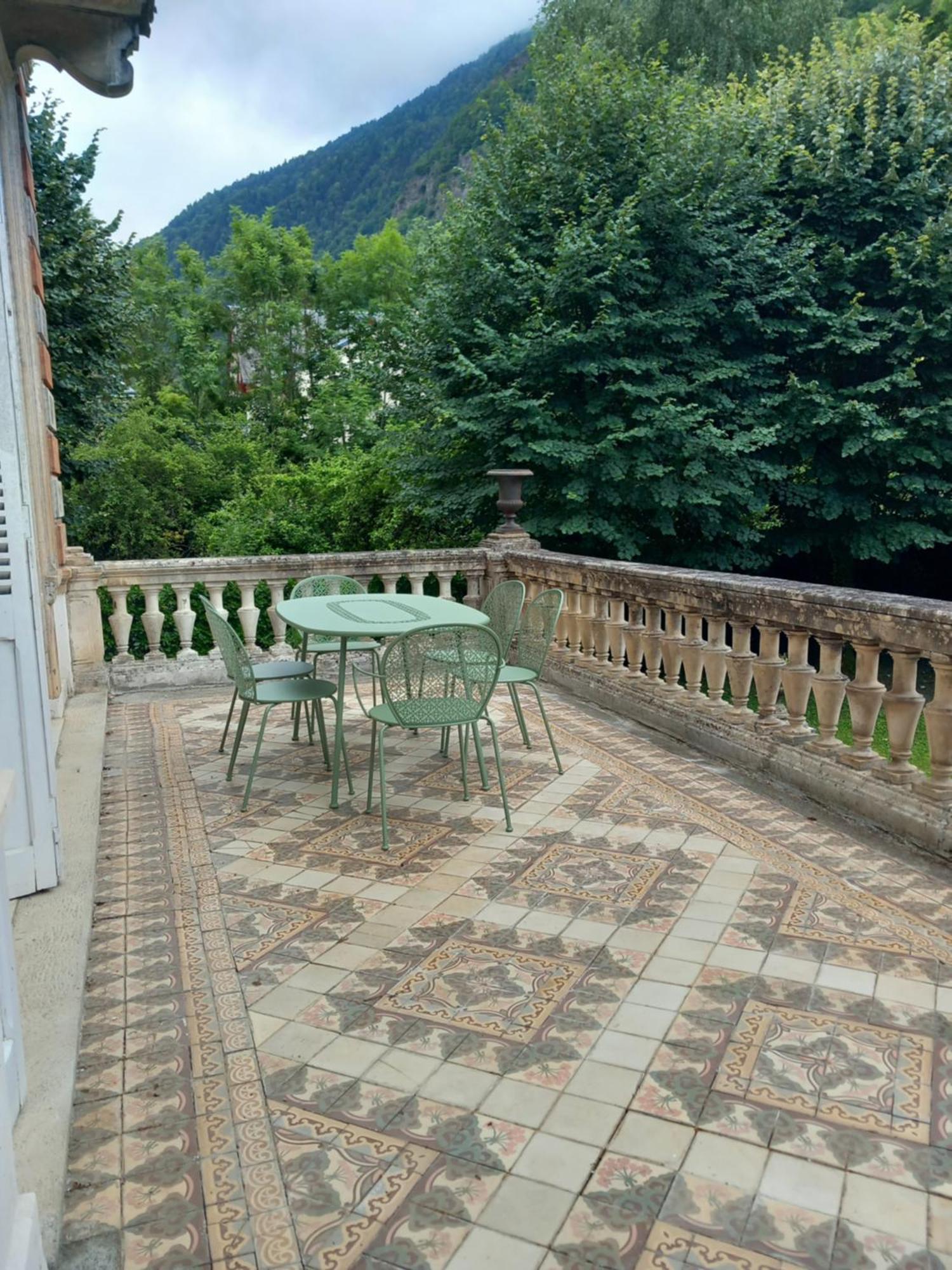 Bagnères-de-Luchon Villa Du Lys מראה חיצוני תמונה